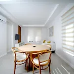 Han Apart Hotel Side 4* Side