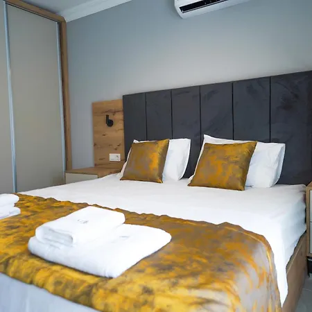 Han Apart Hotel Side 4* Side